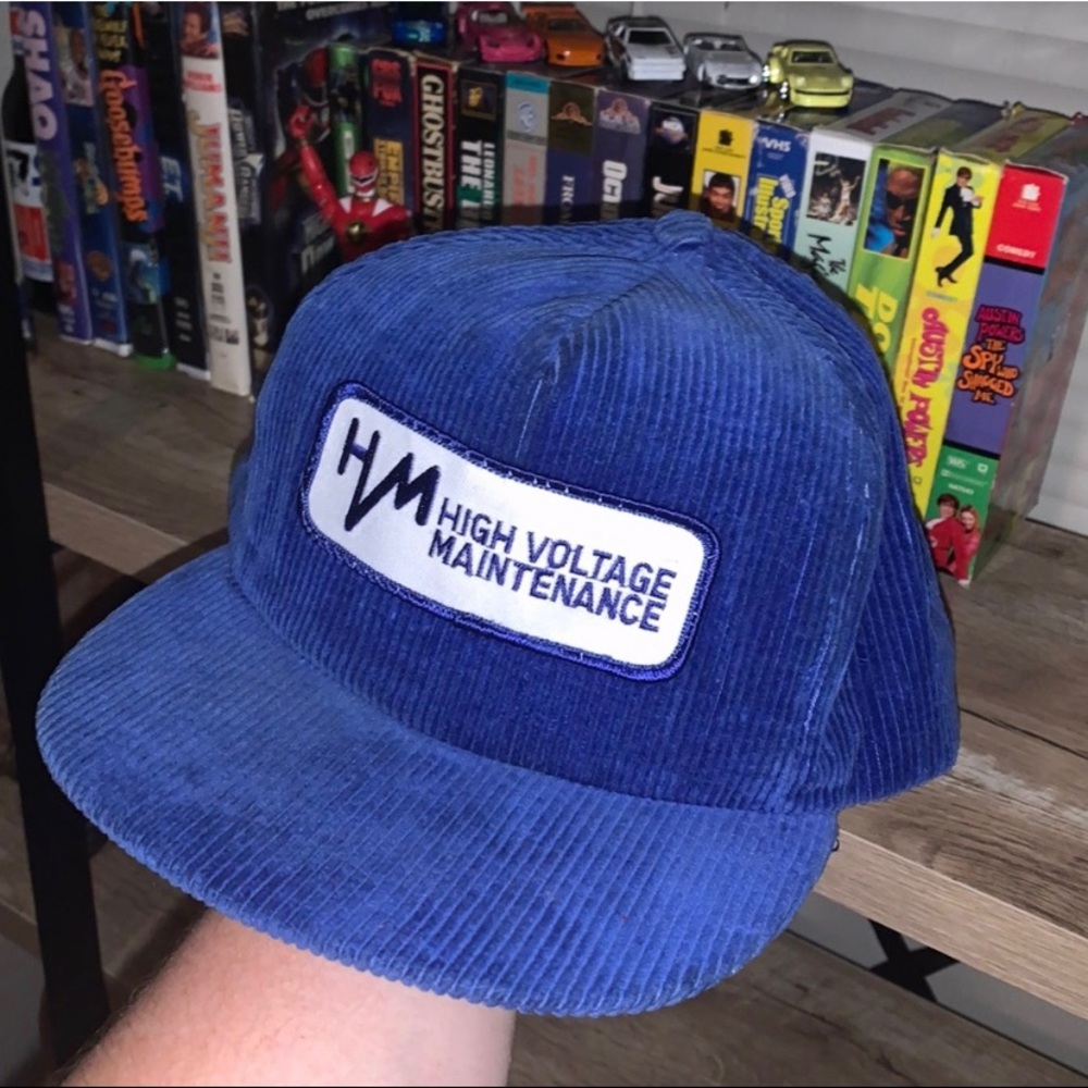 🧢80’s Corduroy Trucker hat🧢